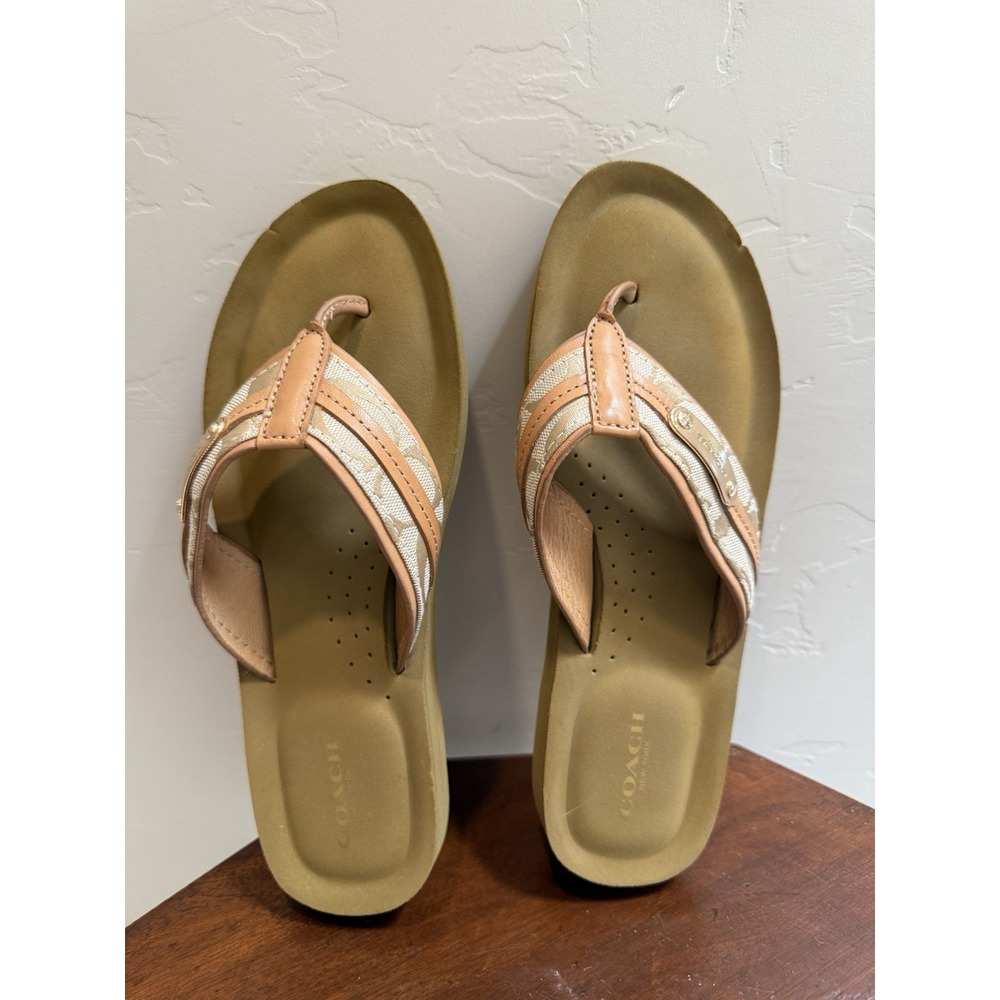 Coach Jodee Signature Jacquard Wedge Flip Flop Sandals Beige Tan A4983 8.5B
